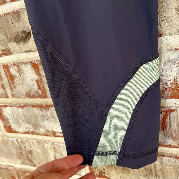 Lululemon Soul Cycle Rum Inspire II Gray Cropped Leggings - Picture 3 of 10